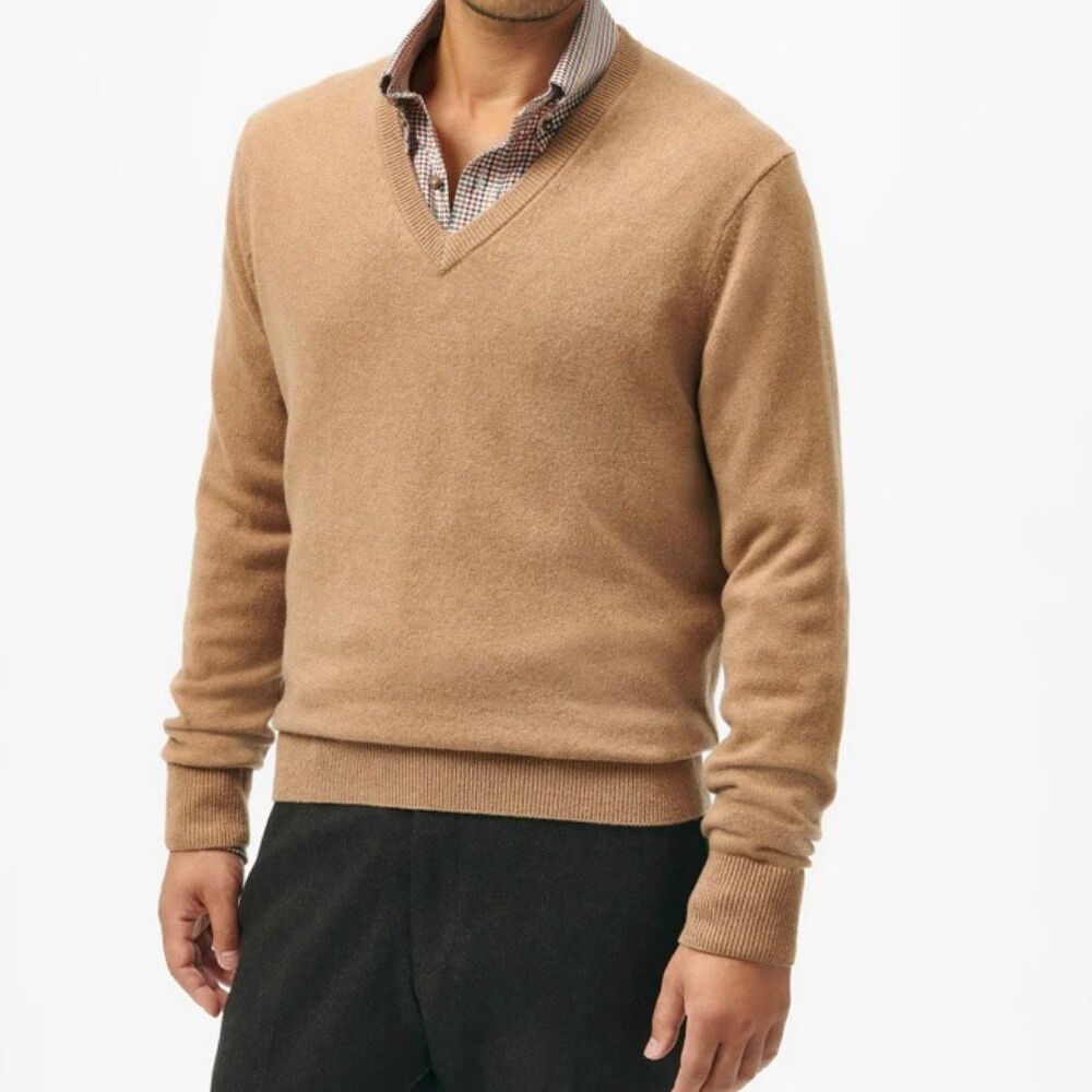 Brooks Brothers 3 Ply Cashmere V Neck Sweater L NWT